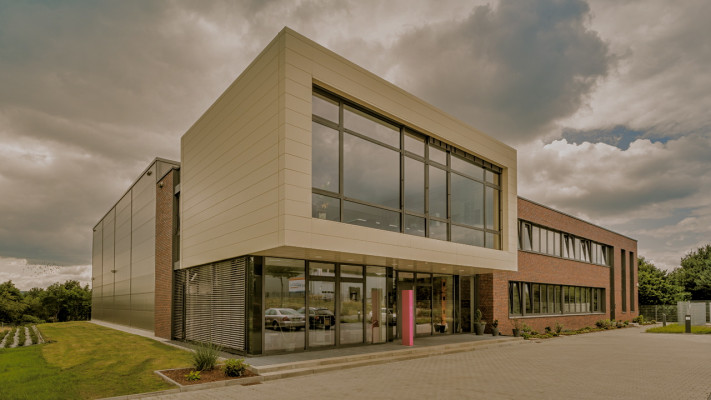 2013 Halle mit Büro in Ibbenbüren